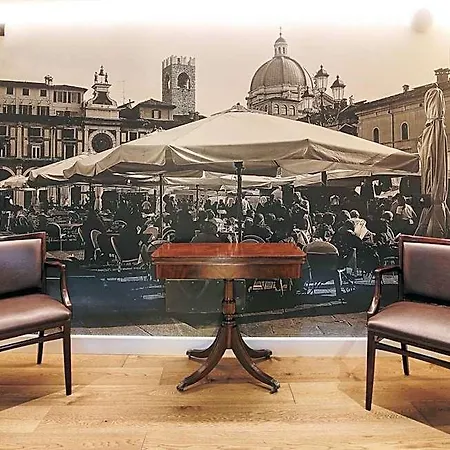 Delle Mercanzie Mini-hôtel Brescia
