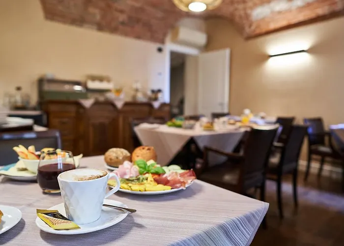 Inn Delle Mercanzie 3*